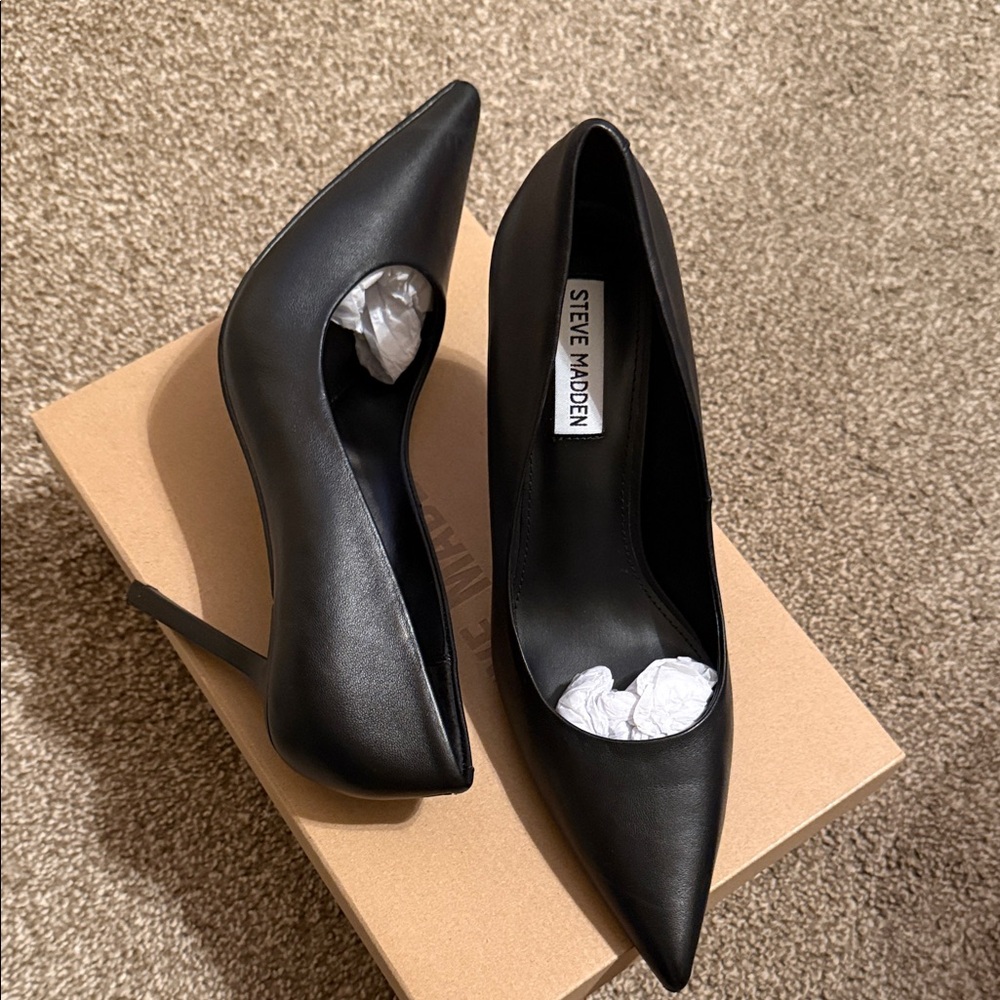 Steve Madden Elegant Black Heels